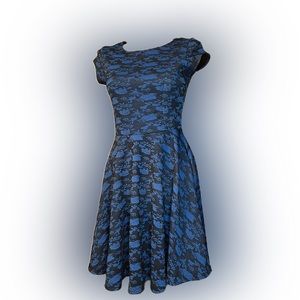 QED London floral mini dress S